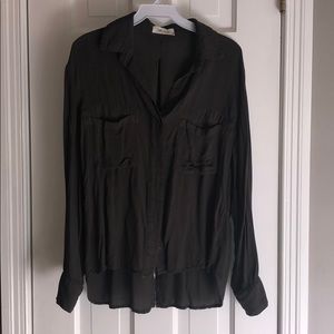 Bella Dahl Moss button up top